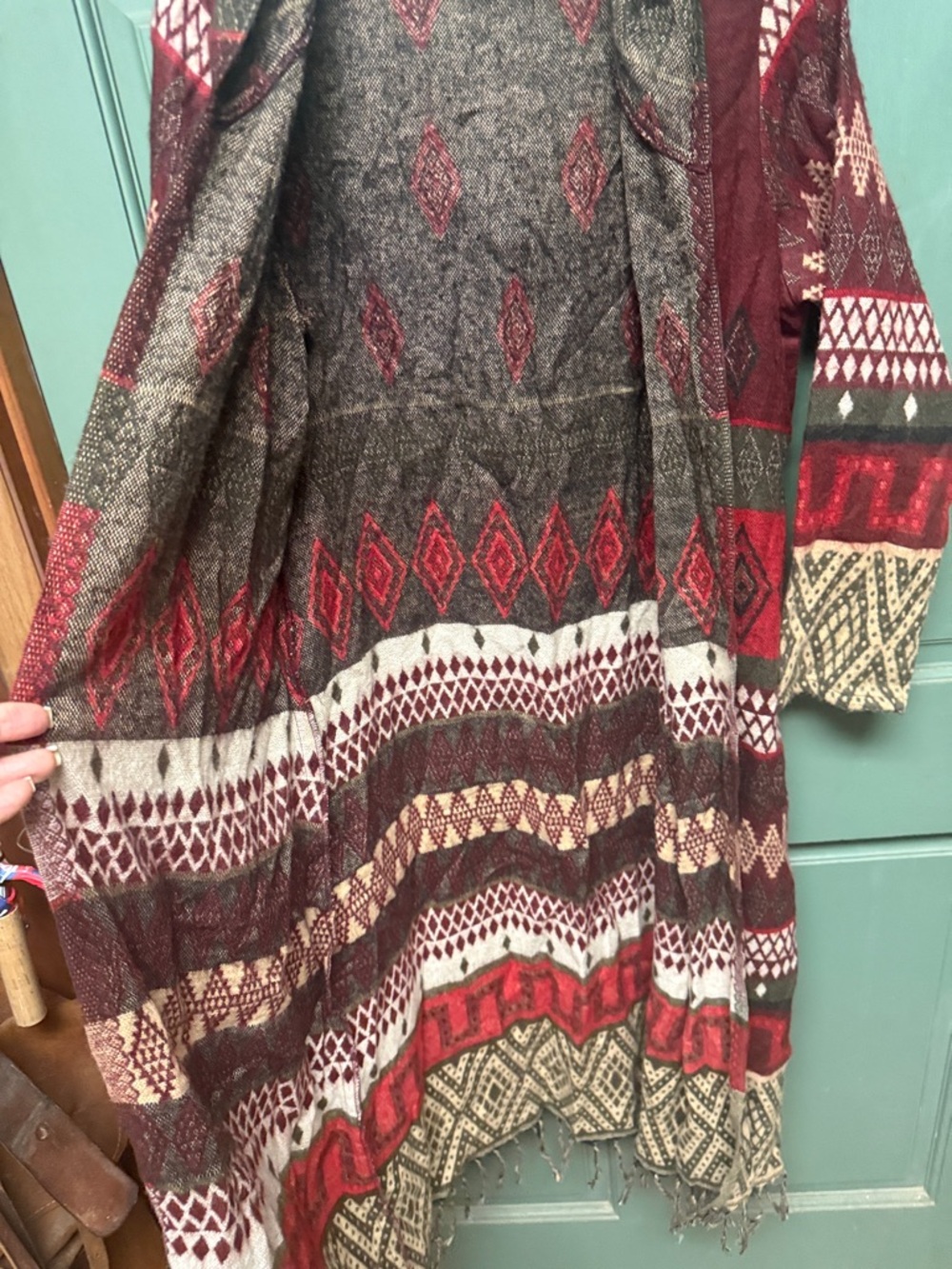 EARTHBOUND Maroon Multi-Pattern Hooded Long Cardigan - Picture 6 of 7